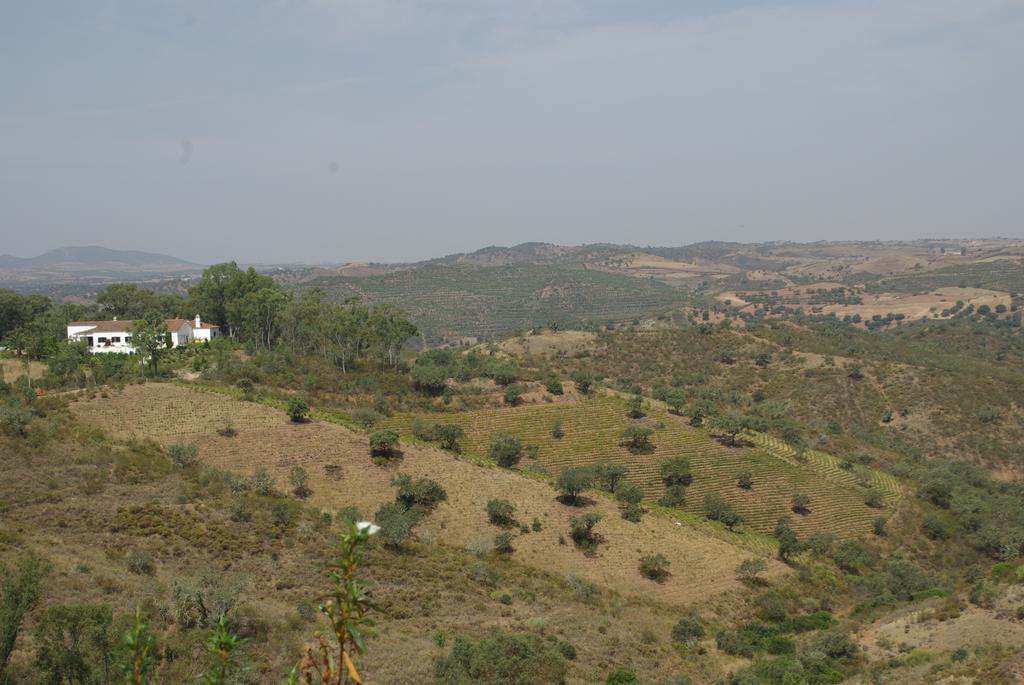 Herdade De Vale Covo - Agroturismo Mértola Exterior foto